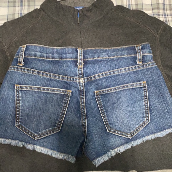 Forever 21 Jean shorts - Picture 5 of 5